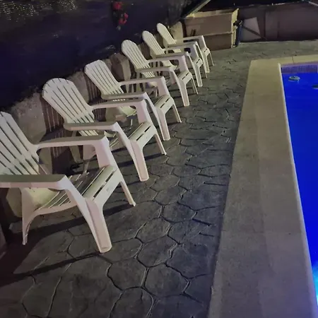 Сasa de vacaciones Con Piscina 50 Minutos Madrid En Escalona *