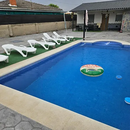 Сasa de vacaciones Con Piscina 50 Minutos Madrid En Escalona